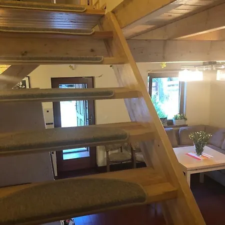Wooden House&pool 别墅 格但斯克
